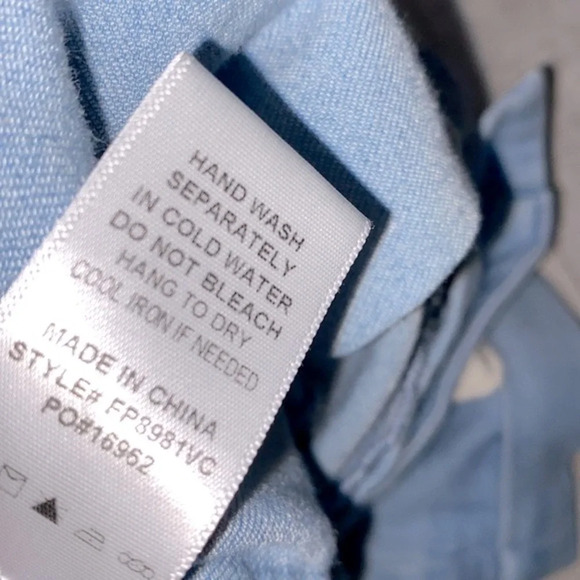 FATE denim paperbag shorts size small - Picture 5 of 6